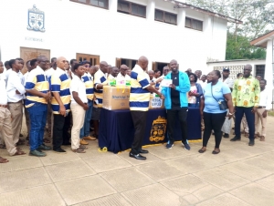 Bleoo &rsquo;80 Donates Assorted Drugs To Accra Academy To Mark Golden Jubilee