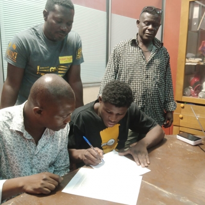 SWAG Professional Boxer of the Year 2021 Alfred Lamptey signs for Probellum