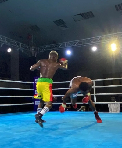 Allotey knocks out Lukman Akinolugbade in R5 on &lsquo;Blood, Sweat and Tears&rsquo; Bill