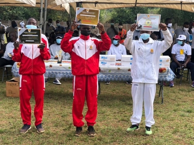 Omanhene of Sefwi-Wiawso, Katakyie Kwasi Bumagama II graces national cross country race
