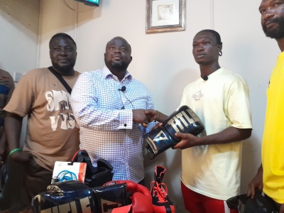 Shiatse Promotions sign Bernard Abbey