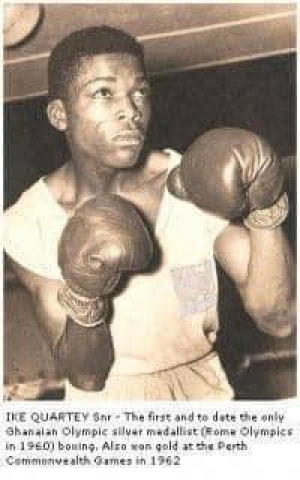 Ghana boxing legend Ike Quartey Snr is reported de&aacute;d