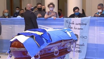World Mourns Argentine Football Great Diego Maradona