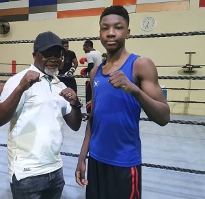 Rising USA / Ghana Star Awinongya meets Legendary Professor Azumah Nelson