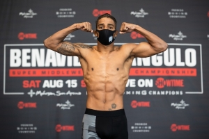 Richard Commey faces Jackson Marinez on February 13