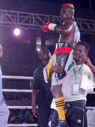 Sheriff Quaye KOs Emmanuel Amos to become WBO Africa Lightweight champion