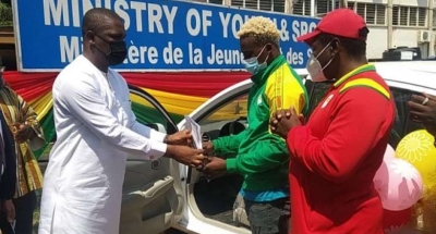 Sports Minister presents Akufo-Addo&rsquo;s promise to Ghana's 2020 Olympic Games athletes and coaches